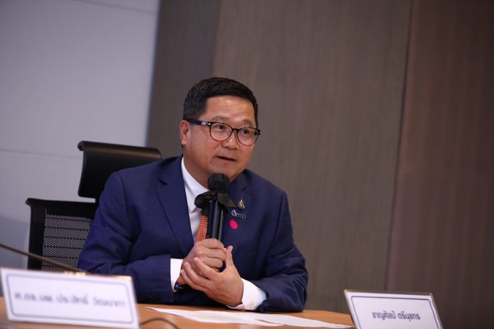 คุณชาญศิลป์