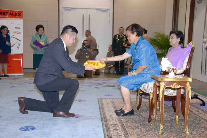 โรงเรียนจิตรลดา_Prapas_01