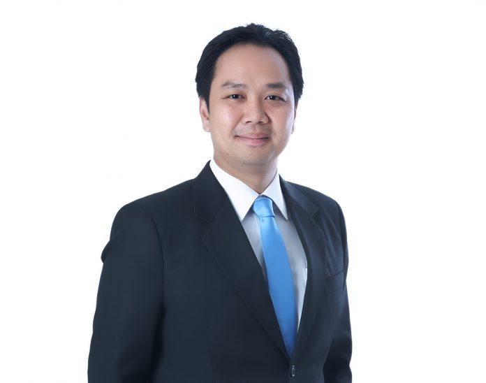 คุณสุทธิรักษ์ เสถียรภาพอยุทธ์ 2