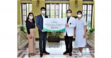 “เครื่องดื่มตราช้าง” สมทบทุนมูลนิธิ “รพ.ศิริราช” ส่งมอบเงิน 900,000 บาท ต่อเนื่องเป็นครั้งที่ 16-17