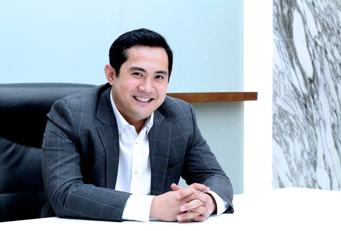 นายฐกร รัตนกมลพร ประธานเจ้าหน้าที่บริหาร DITTO.