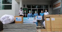 “มูลนิธิมาดามแป้ง” เดินหน้ามอบเวชภัณฑ์-อุปกรณ์การแพทย์แก่ศูนย์พักคอย 10 แห่งทั่วกรุงเทพ