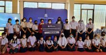 มูลนิธิเกียรตินาคินภัทร มอบทุนการศึกษา สร้างโอกาสให้เยาวชนเรียนดี ผ่านมูลนิธิเกียรติร่วมมิตรฯ ต่อเนื่องปีที่ 50