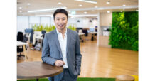 VGI โชว์ผลงานปี 2564/65 ผลักดันรายได้พุ่งทะลุเกินคาดกว่า 4,098 ล้านบาทโต 65.2% YoY ประกาศปรับแพลตฟอร์มธุรกิจเดิมสู่ “แพลตฟอร์มธุรกิจสื่อโฆษณา บริการชำระเงิน และการจัดจำหน่าย”