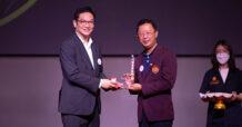 ผู้บริหารทรู รับรางวัล ศิษย์เก่าดีเด่น ประจำปี 2565 เนื่องในโอกาสครบรอบ 62 ปี คณะวิศวกรรมศาสตร์ สจล.